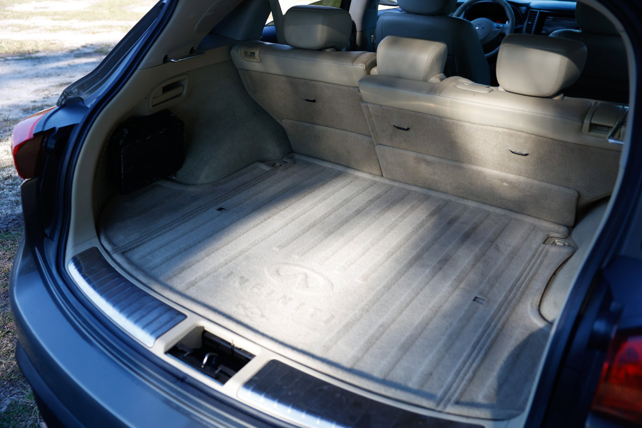 Used 2009 INFINITI FX35 AWD w/ Navigation Pkg image 23