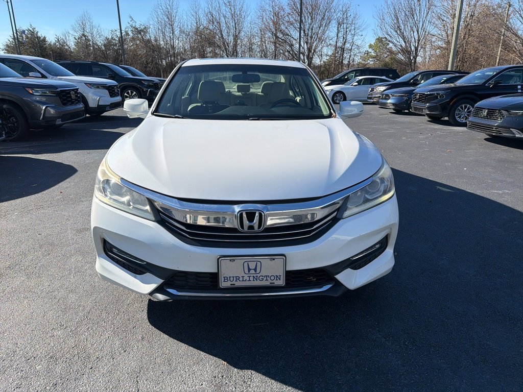Used 2016 Honda Accord EX-L image 2