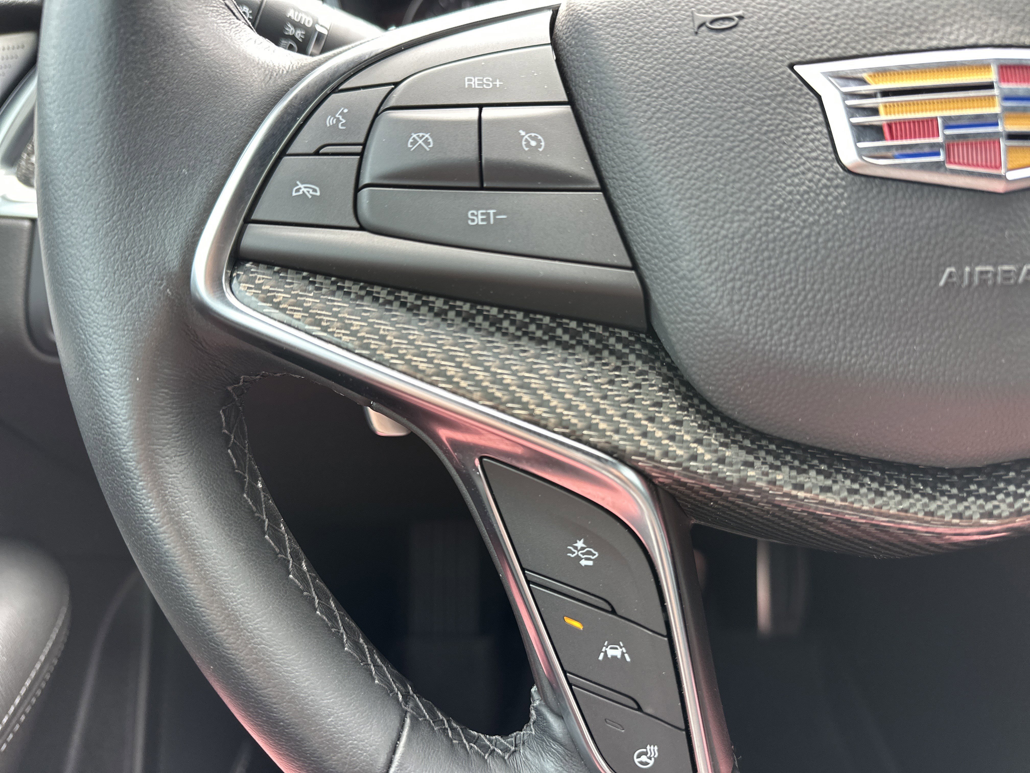 Used 2024 Cadillac XT5 Sportv w/ Technology Package AWD/4WD image 19