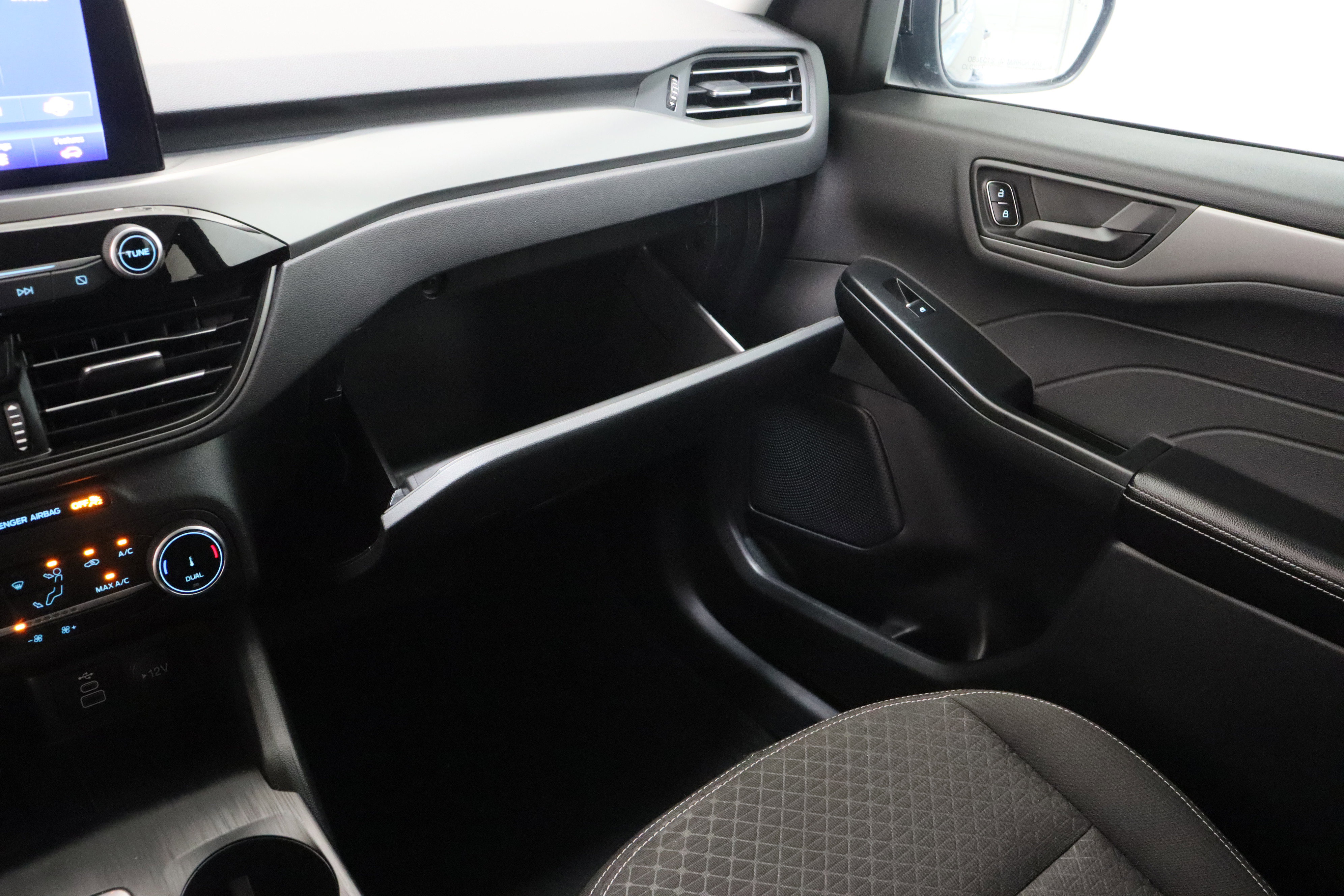 Used 2025 Ford Escape Active AWD/4WD image 22