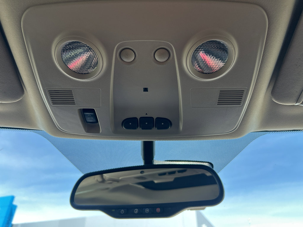 Used 2015 GMC Acadia Denali image 25