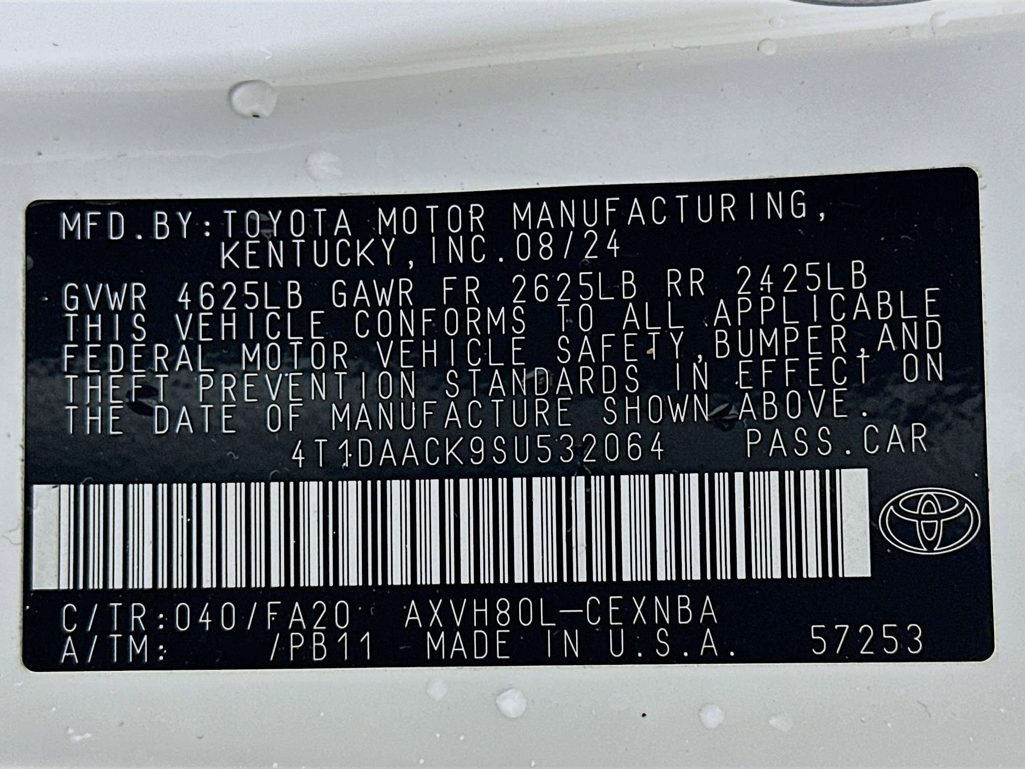 Used 2025 Toyota Camry LE image 12