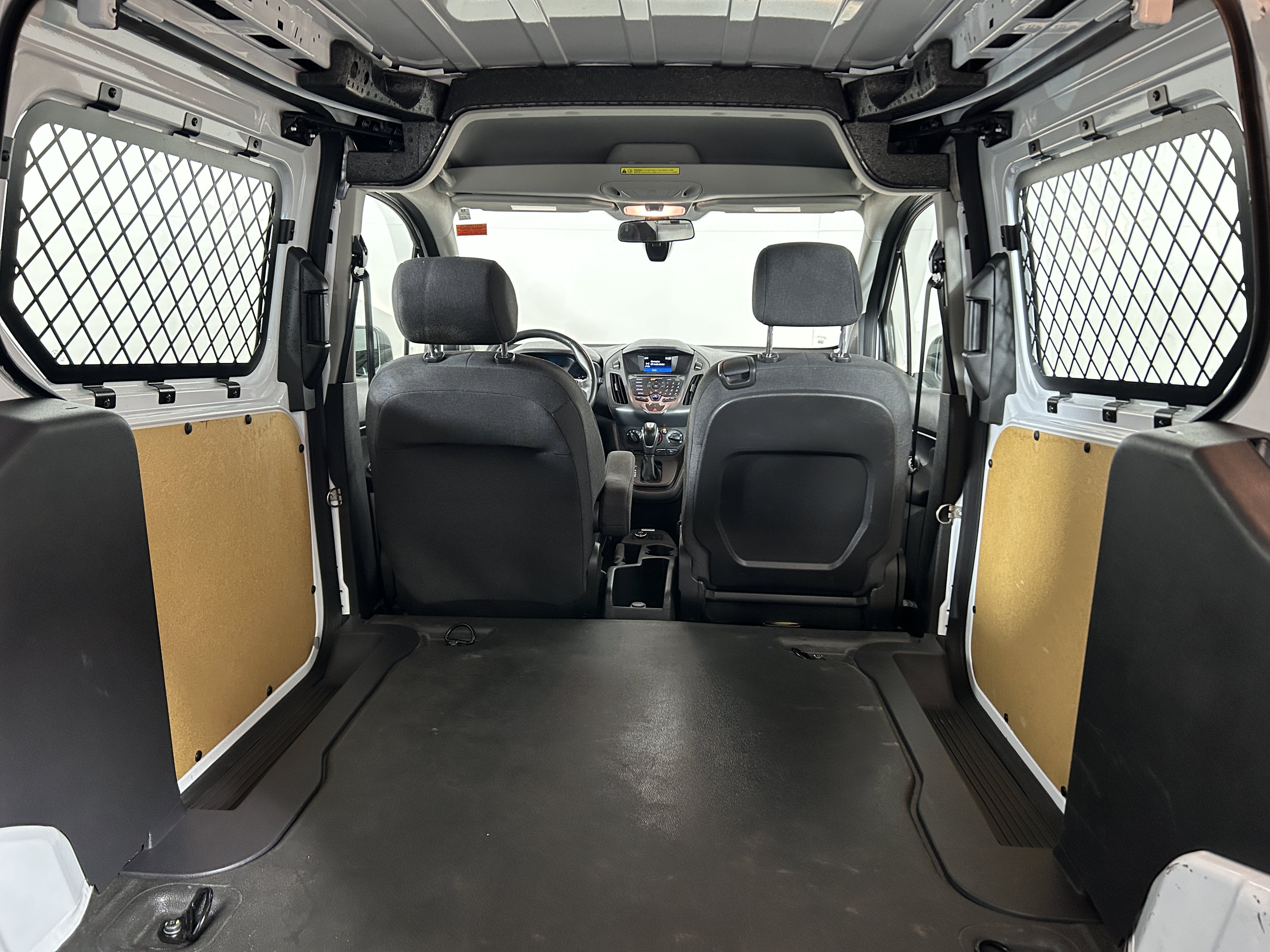 Used 2018 Ford Transit Connect XL FWD image 25