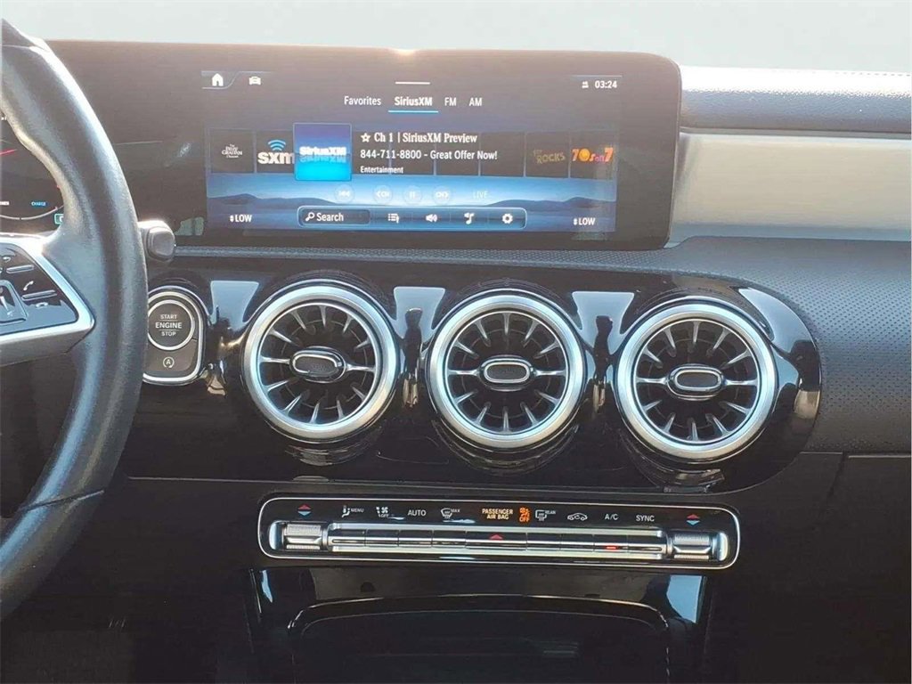 Used 2025 Mercedes-Benz CLA 250 image 13