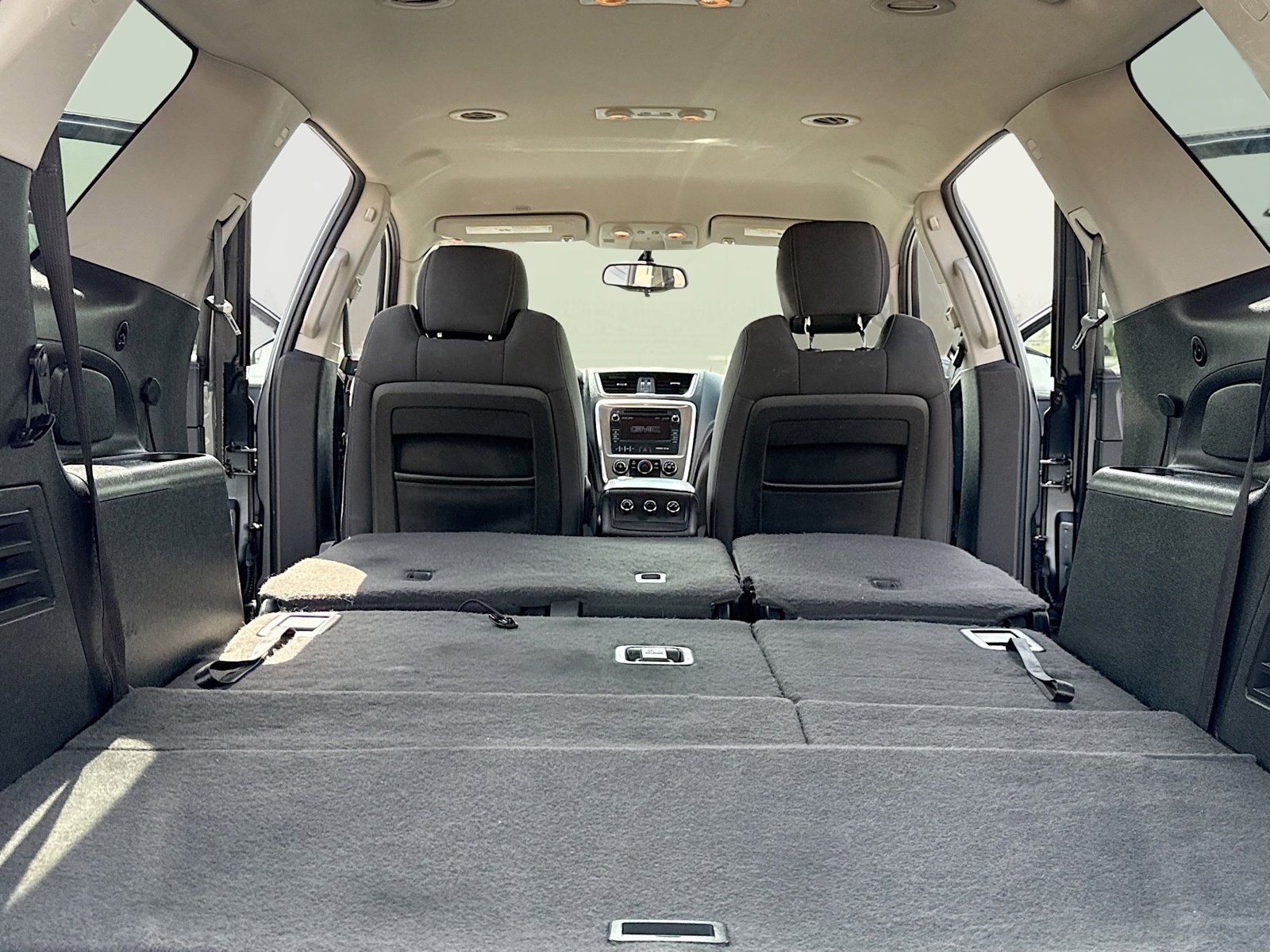 Used 2013 GMC Acadia SLE image 7