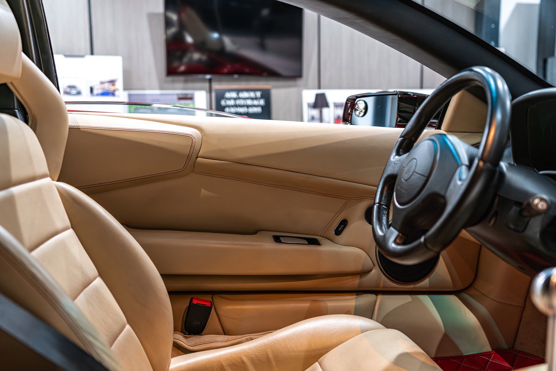 Used 2003 Lamborghini Murcielago Coupe image 27