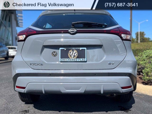 Used 2024 Nissan Kicks SV FWD image 10