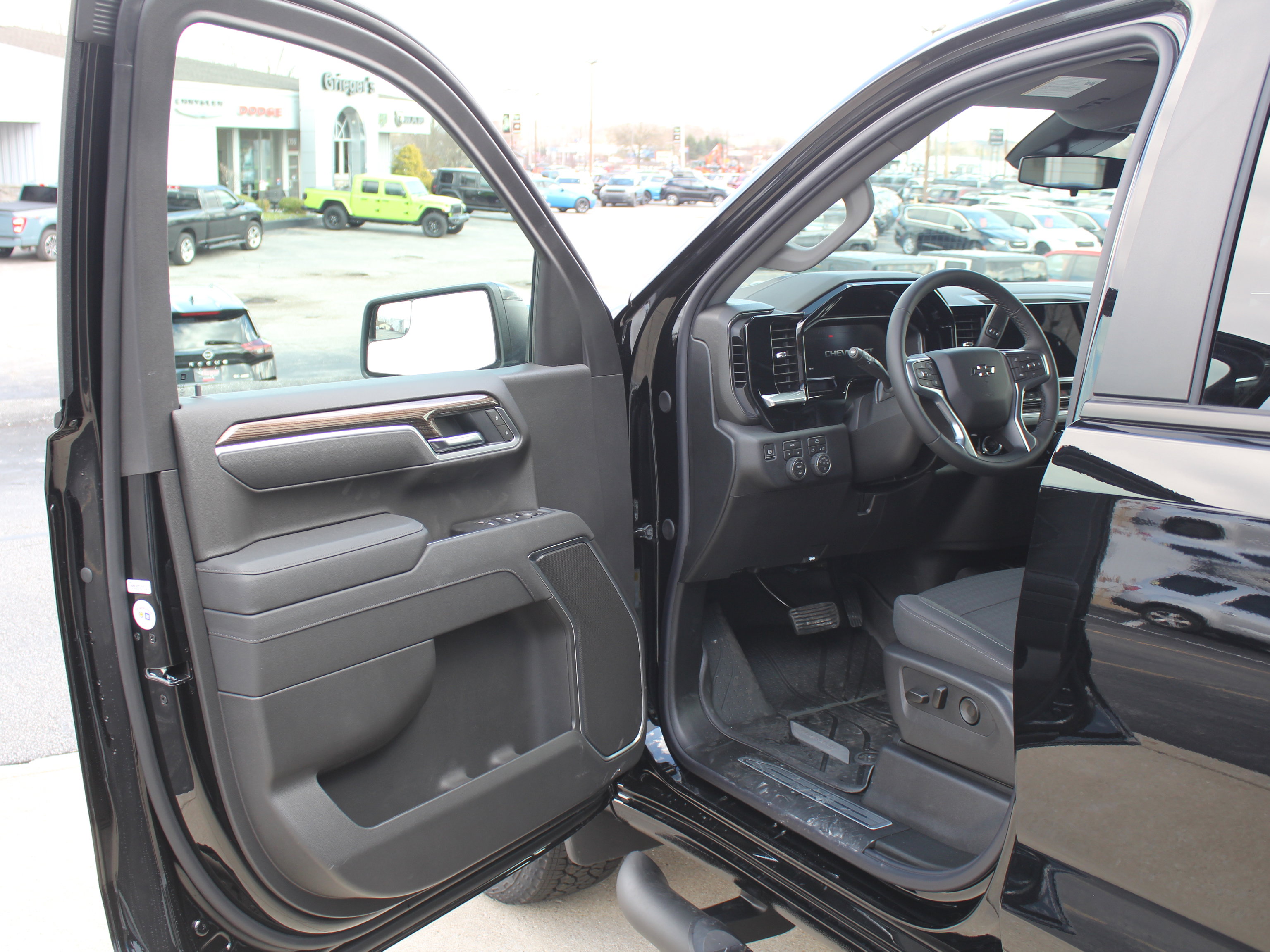 New 2026 Chevrolet Silverado 1500 RST image 8