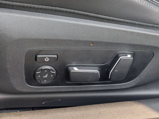 Used 2025 BMW M2 RWD image 26