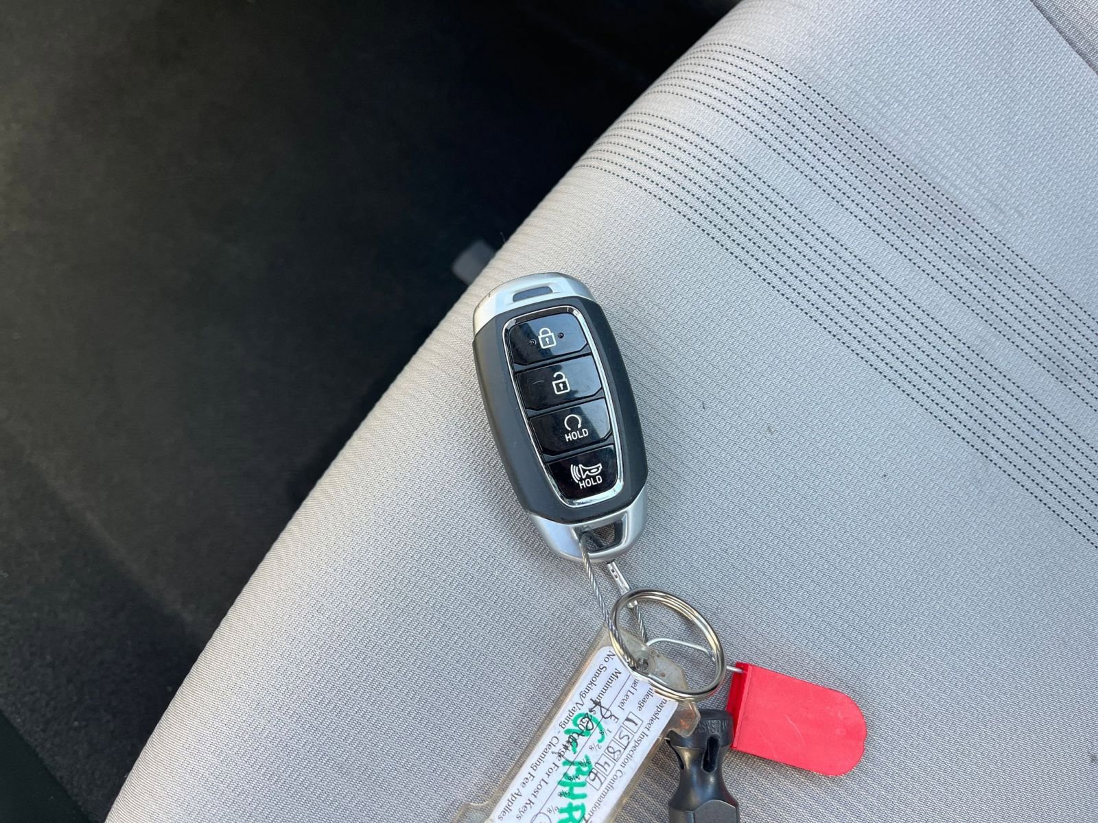 Used 2025 Hyundai Venue SEL FWD image 21