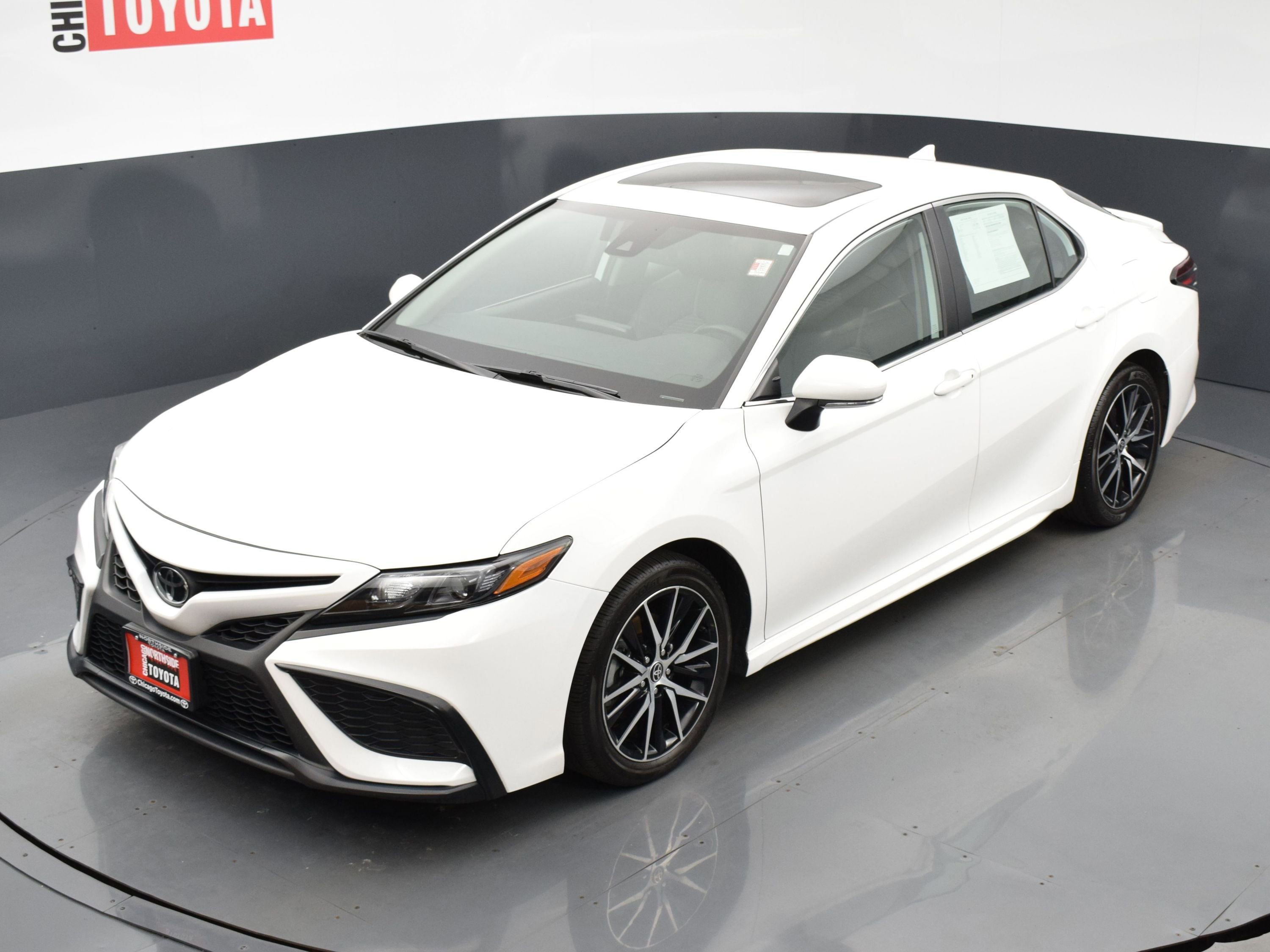 Used 2023 Toyota Camry SE w/ Audio Upgrade Package image 26