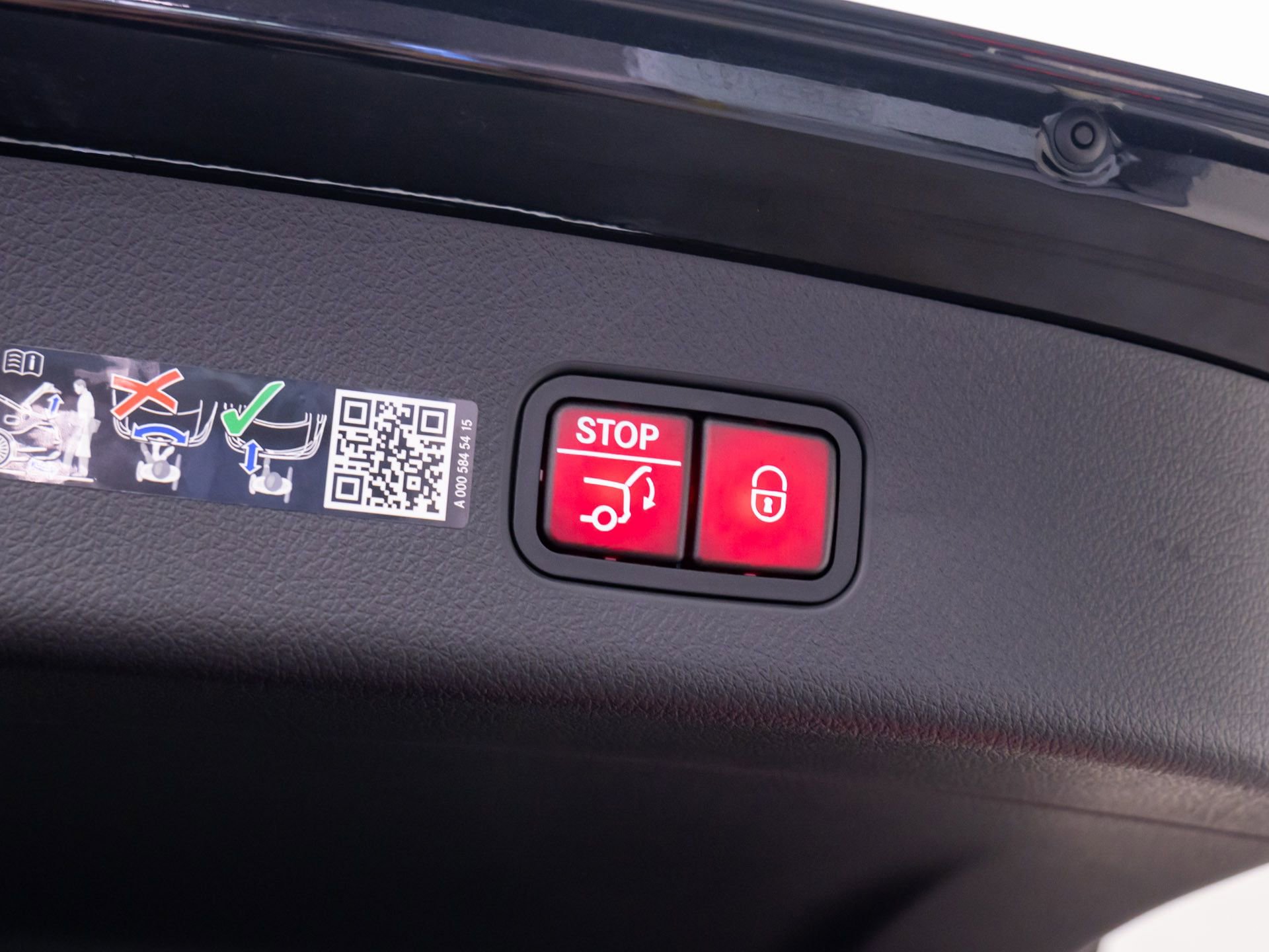 New 2026 Mercedes-Benz GLC 300 4MATIC image 32