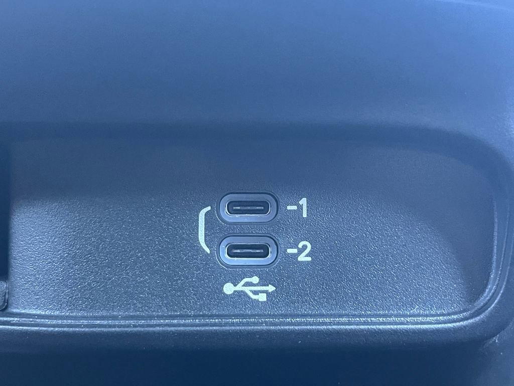 New 2026 Chrysler Pacifica Select image 6