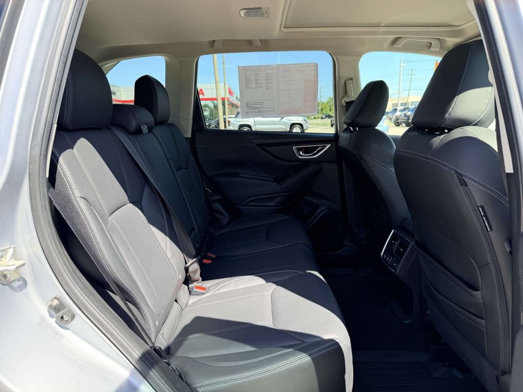 Used 2020 Subaru Forester Touring AWD/4WD image 14