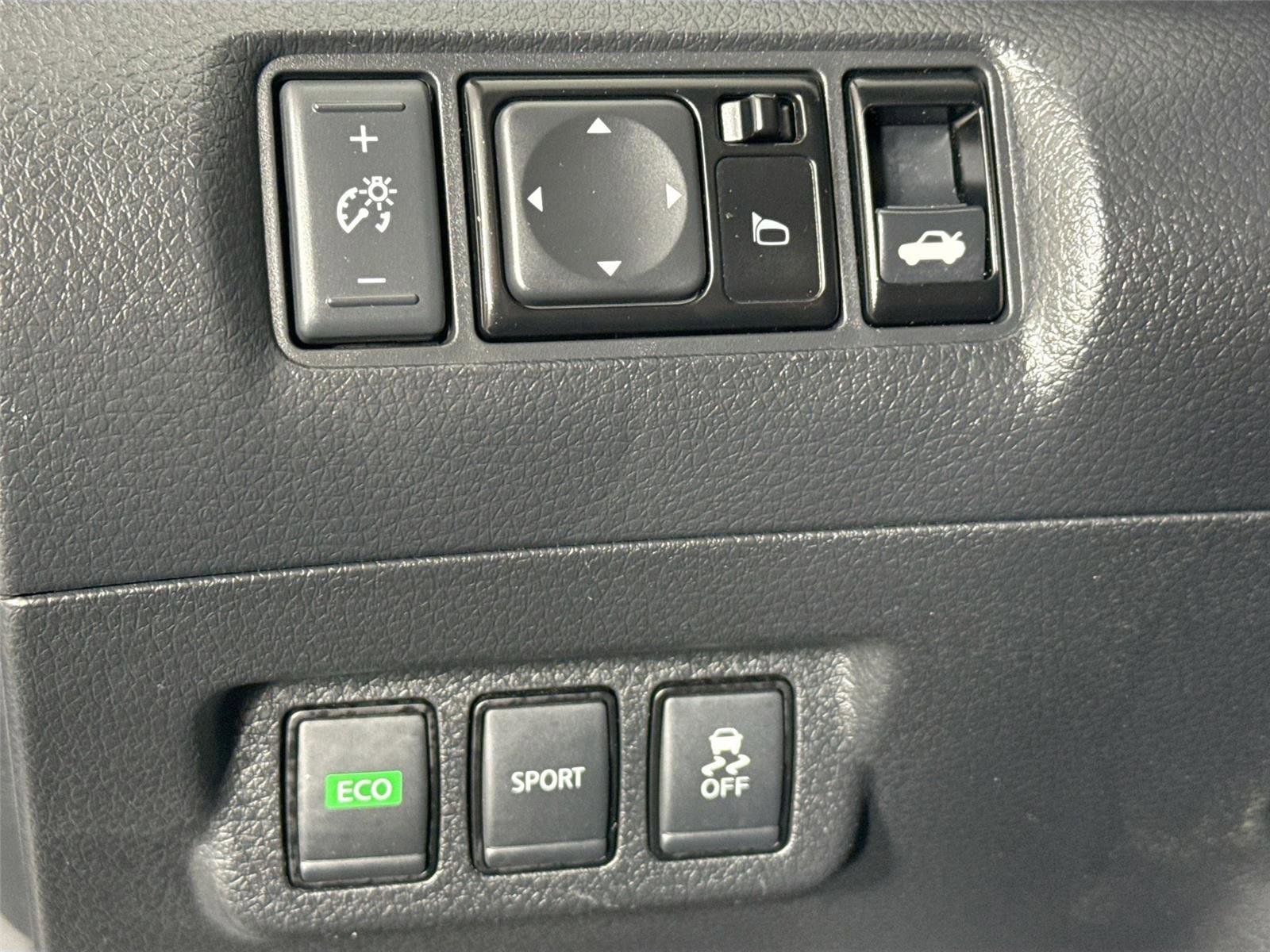 Used 2017 Nissan Sentra S w/ S Style Package FWD image 13