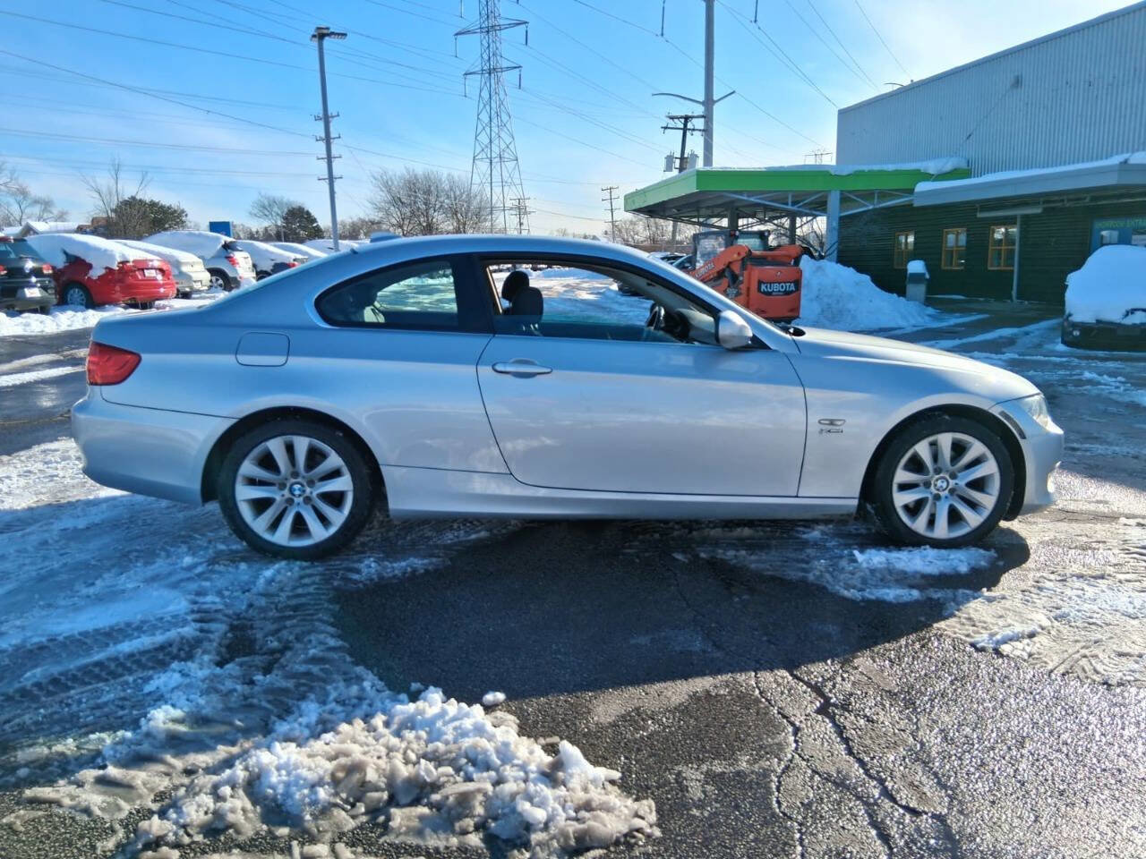 Used 2011 BMW 328i xDrive Coupe image 3