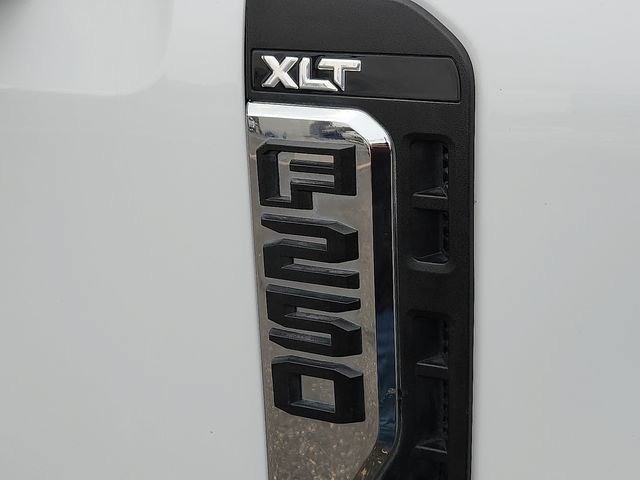 Used 2025 Ford F250 XLT w/ FX4 Off-Road Package AWD/4WD image 8