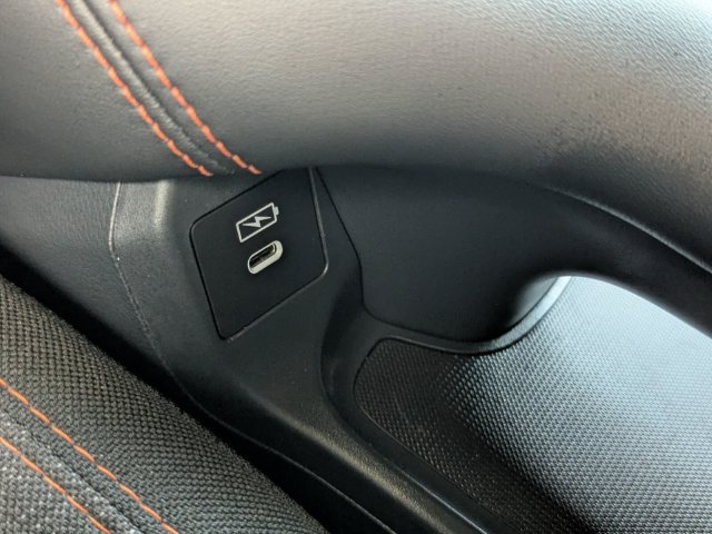 Certified 2025 Honda HR-V Sport image 28