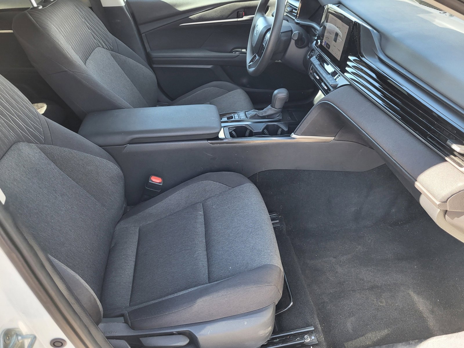 Certified 2025 Toyota Camry LE image 28