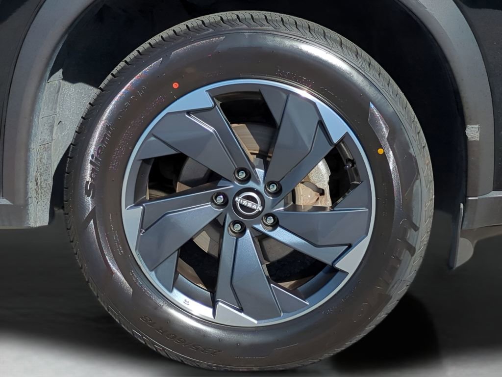 Certified 2024 Nissan Rogue SV image 11