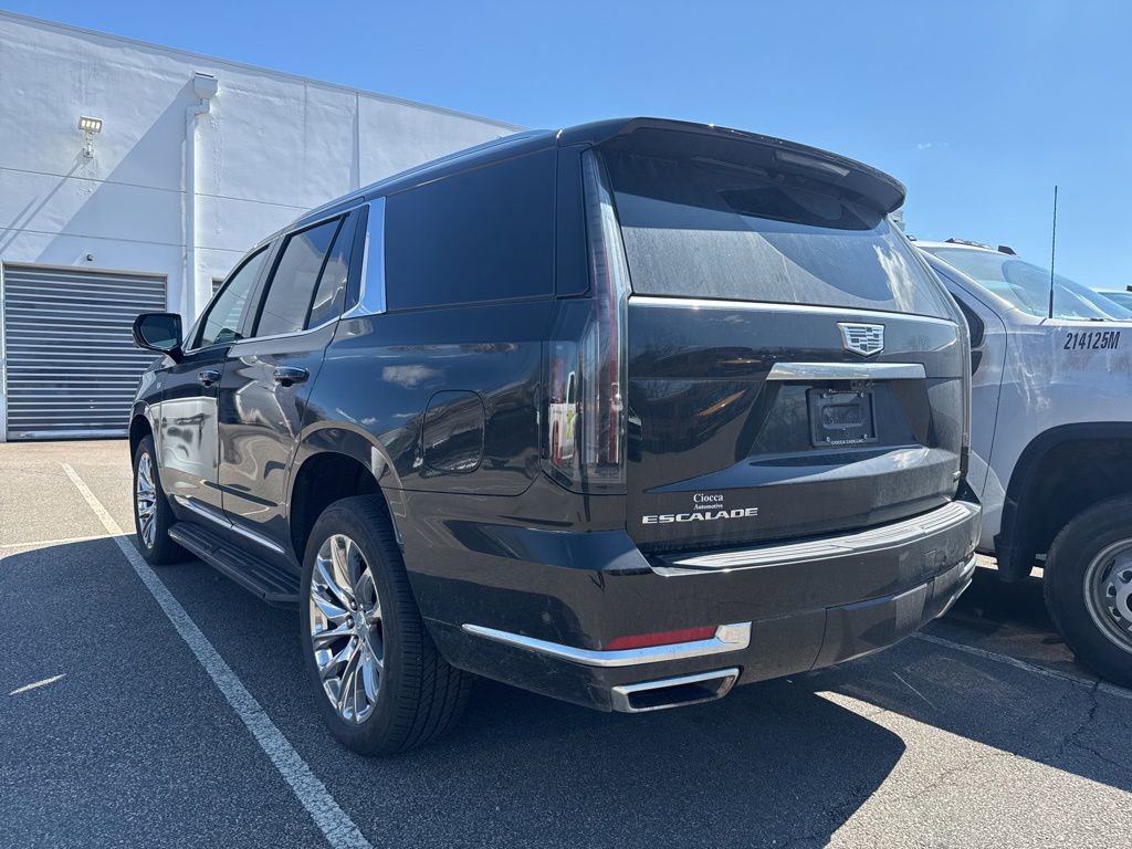 Used 2025 Cadillac Escalade Premium Luxury w/ LPO, Radiant Package image 4