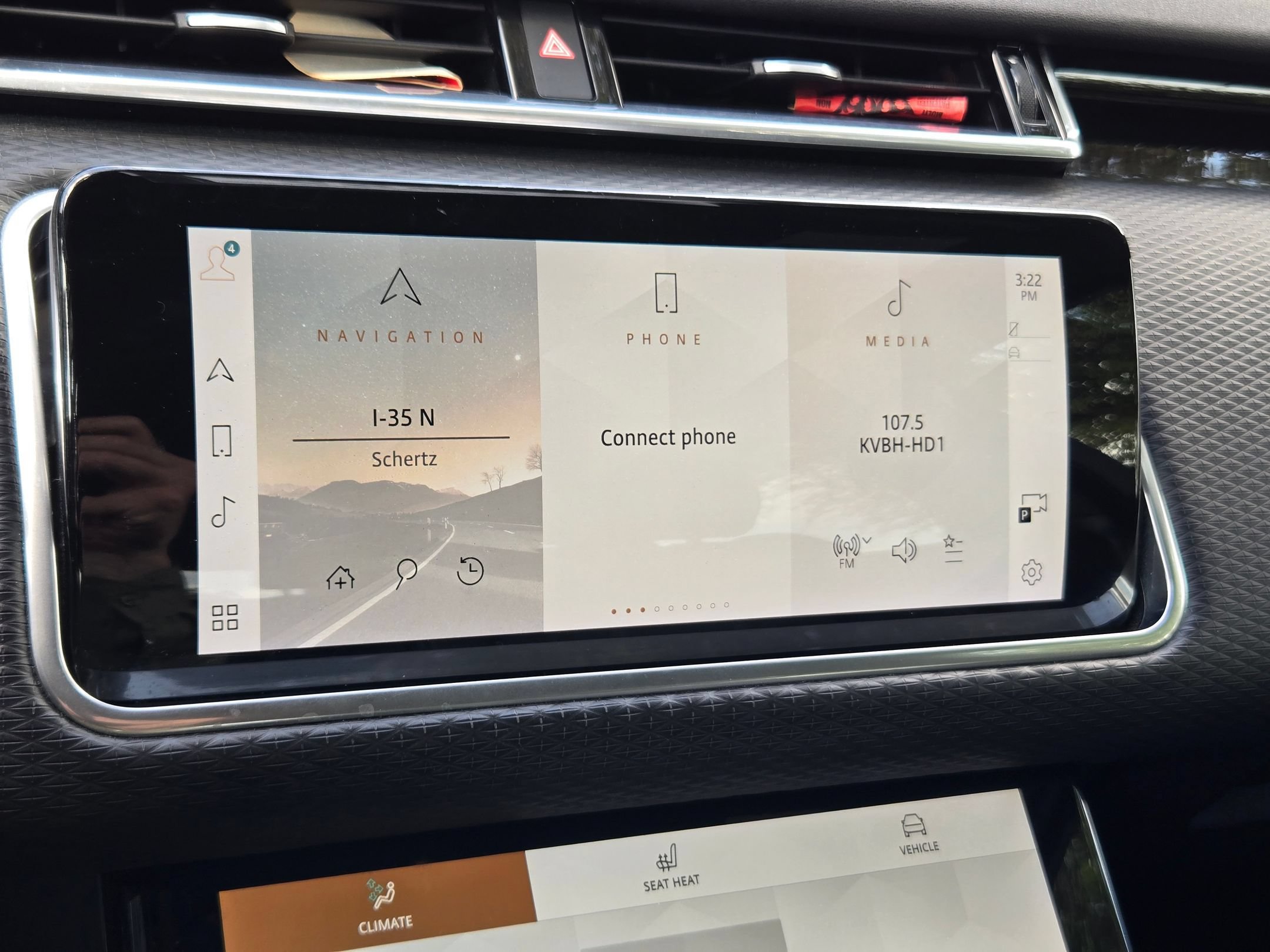 Used 2021 Land Rover Range Rover Velar R-Dynamic S AWD/4WD image 15