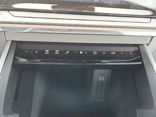 New 2025 Jeep Wagoneer S Limited AWD/4WD image 17