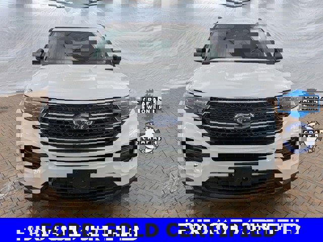 Certified 2023 Ford Explorer XLT w/ Class IV Trailer Tow Package image 2
