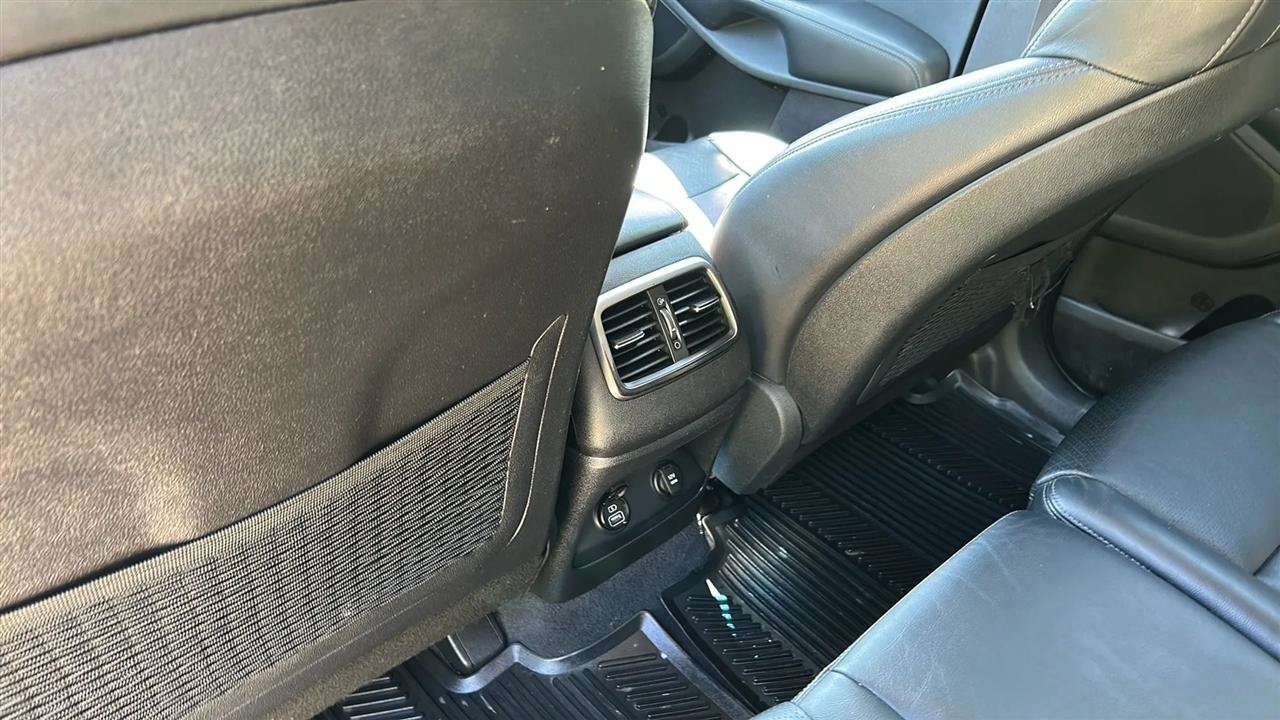 Used 2016 Kia Sorento EX AWD/4WD image 42