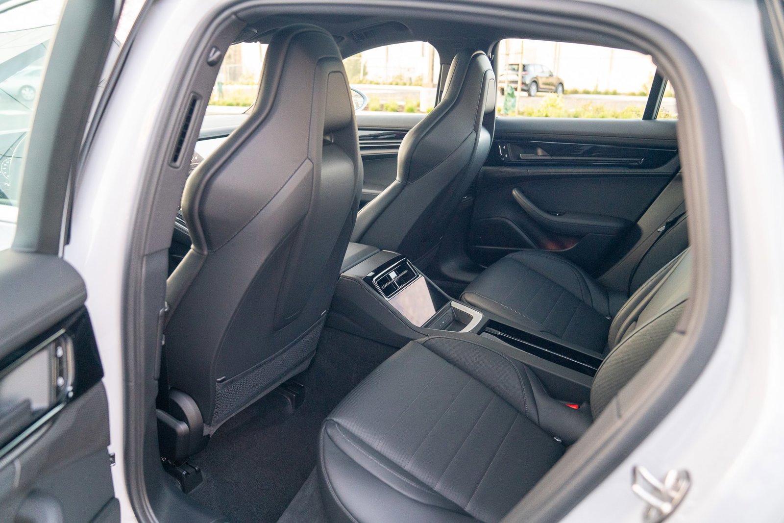 New 2026 Porsche Panamera image 22