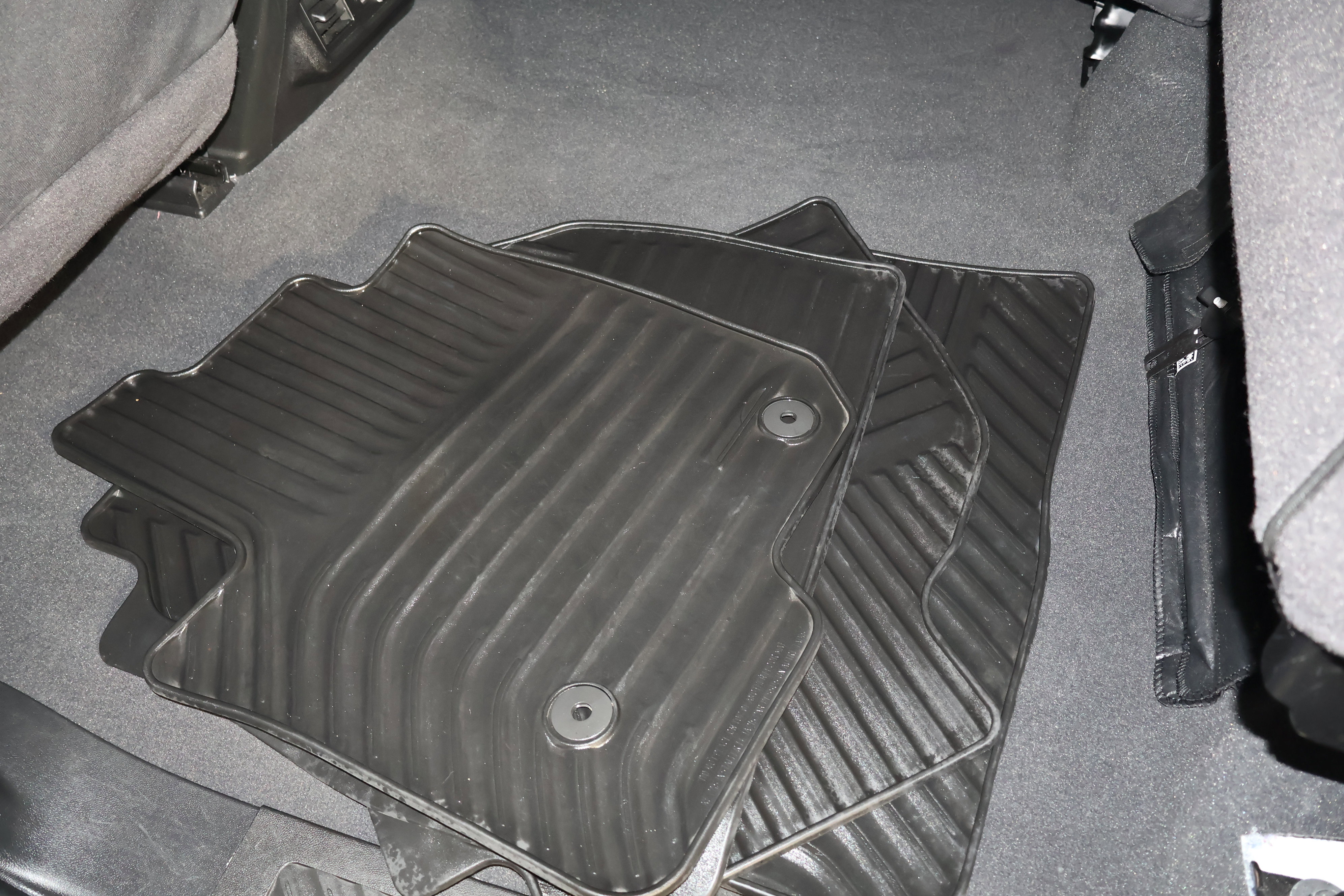 Used 2025 Chevrolet Silverado 1500 LT image 49