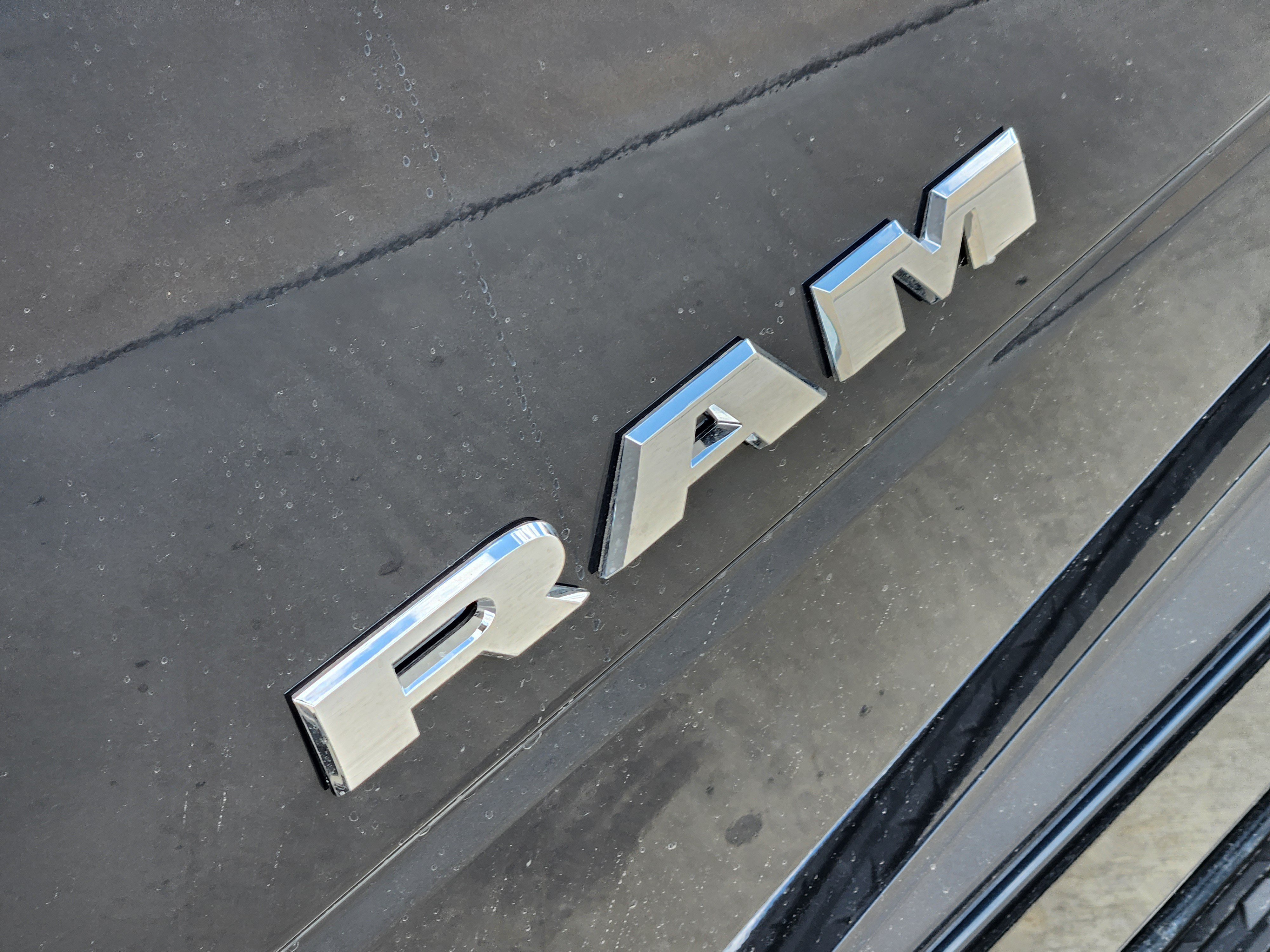 New 2026 RAM 2500 Laramie w/ Sport Appearance Package AWD/4WD image 11