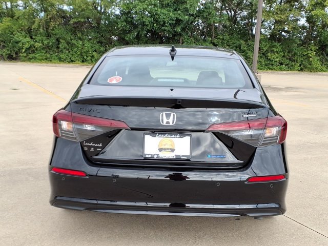 Used 2026 Honda Civic Sport Touring image 4