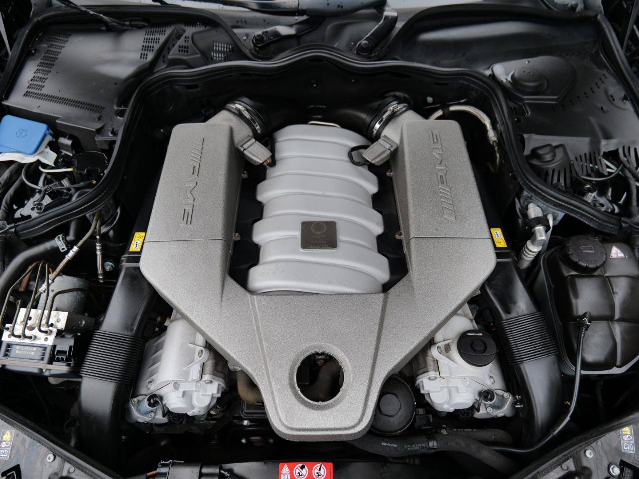 Used 2007 Mercedes-Benz CLS 63 AMG w/ P2 Pkg image 51