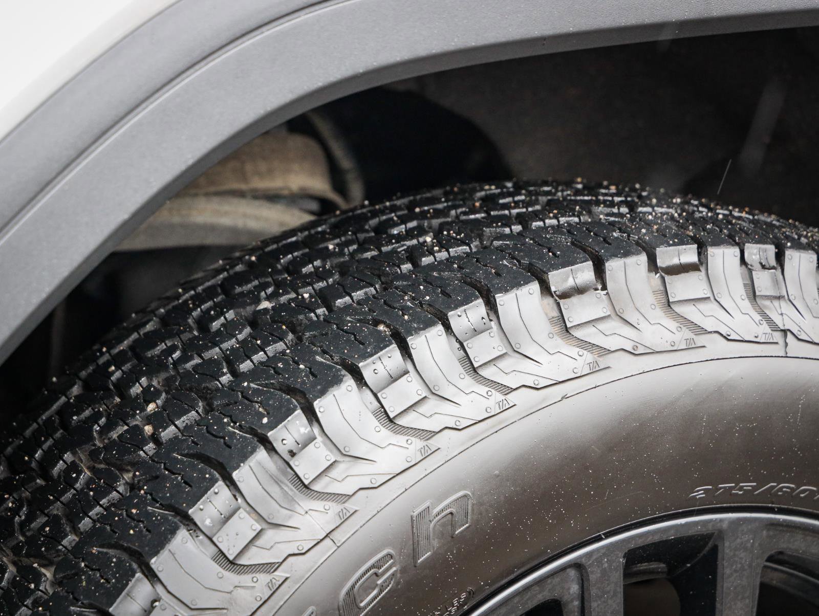 Used 2020 GMC Sierra 1500 Elevation AWD/4WD image 11