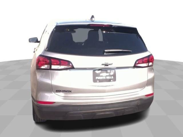 New 2023 Chevrolet Equinox LS w/ LS Convenience Package FWD image 7