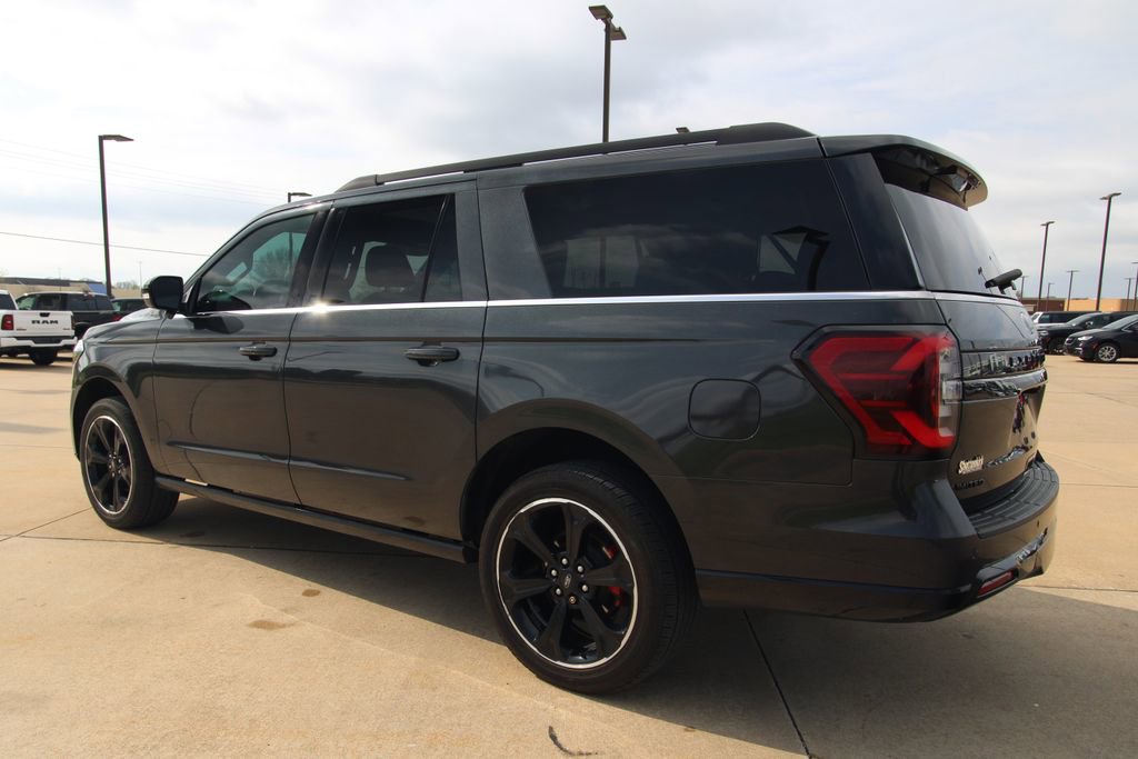 Used 2023 Ford Expedition Max Limited AWD/4WD image 17