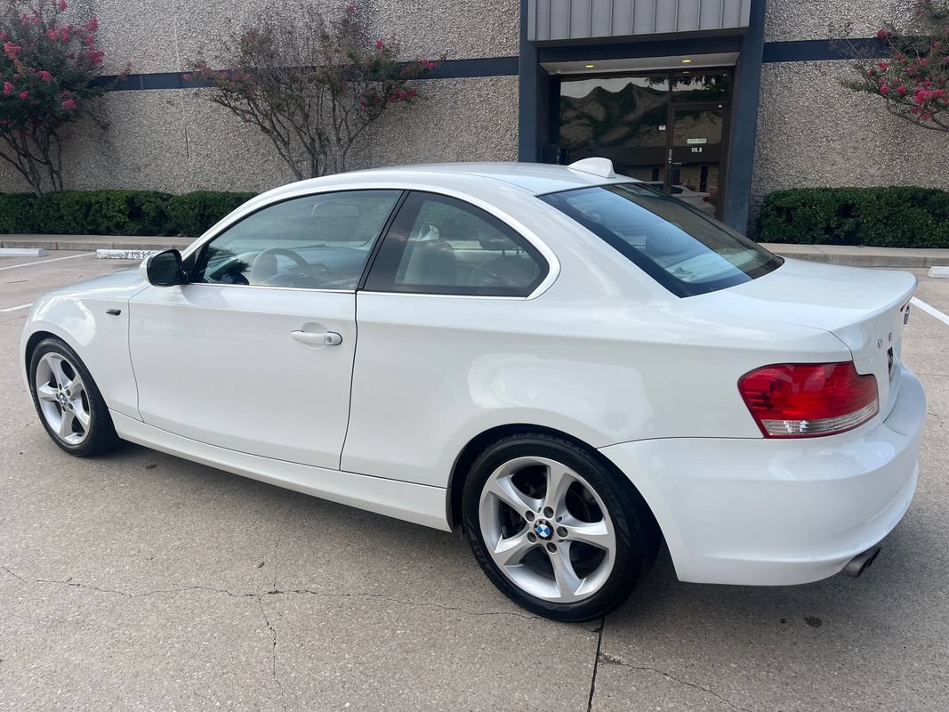 Used 2010 BMW 128i Coupe RWD image 6