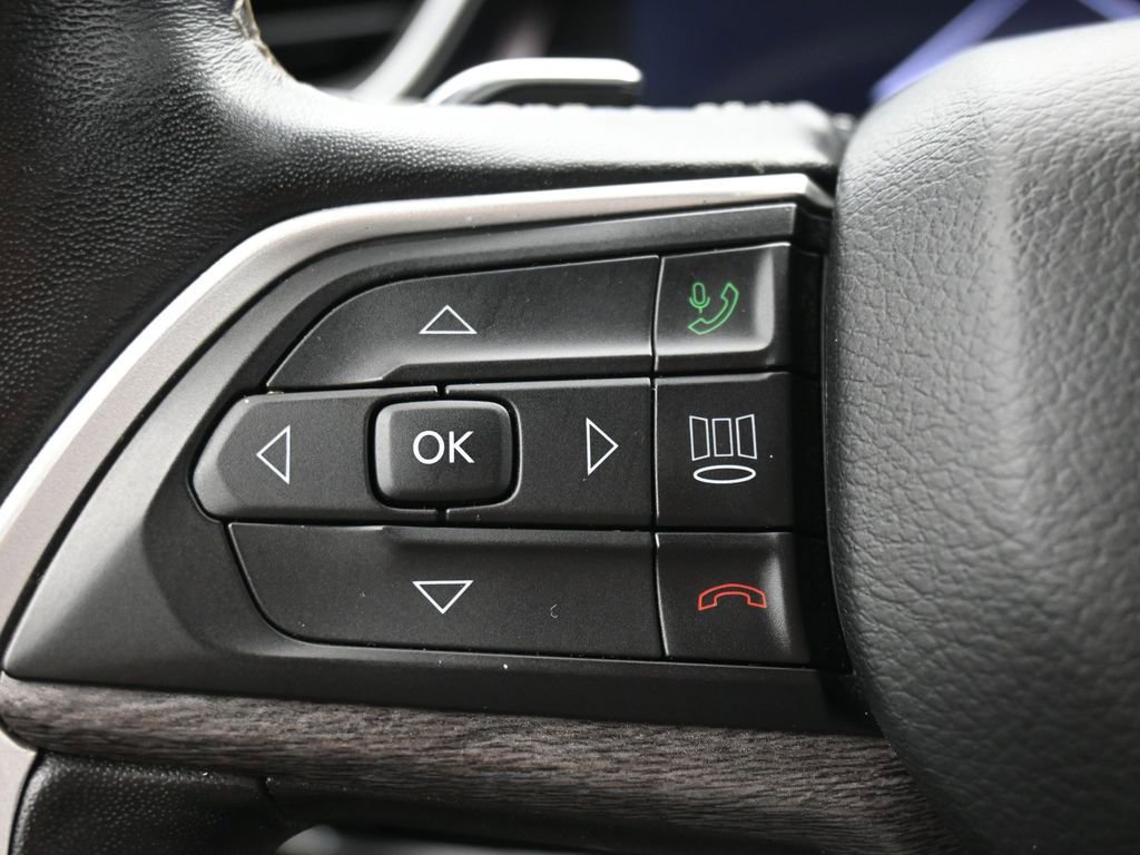 Certified 2022 Jeep Grand Cherokee L Limited image 22