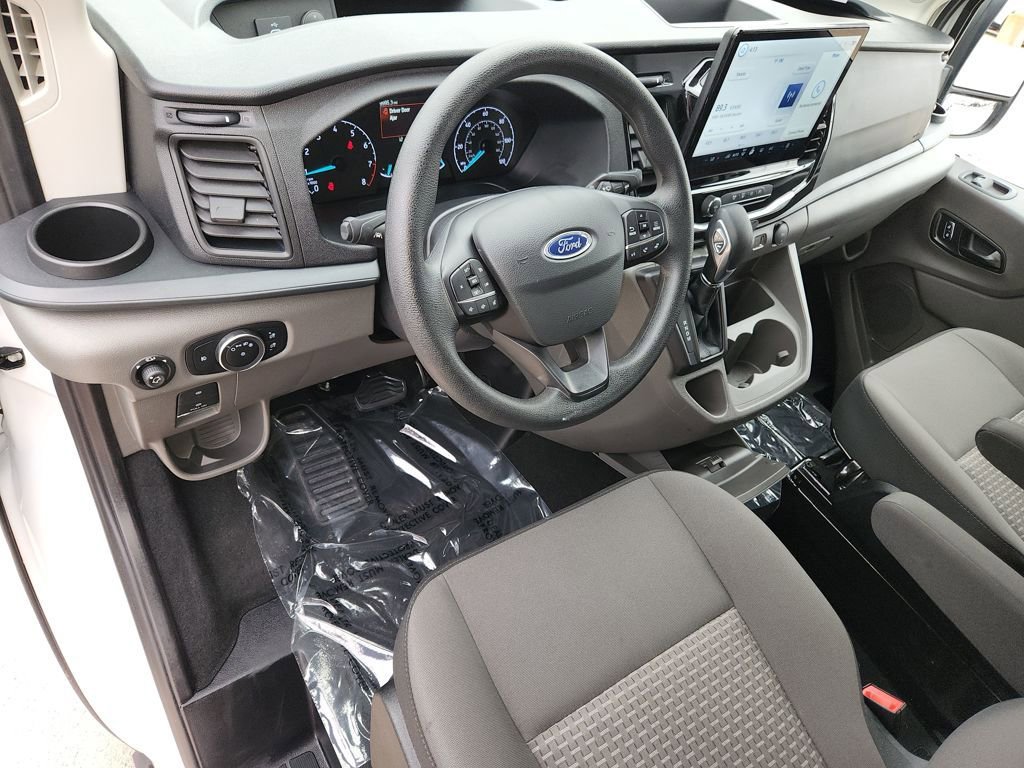 Used 2025 Ford Transit 350 XLT image 11