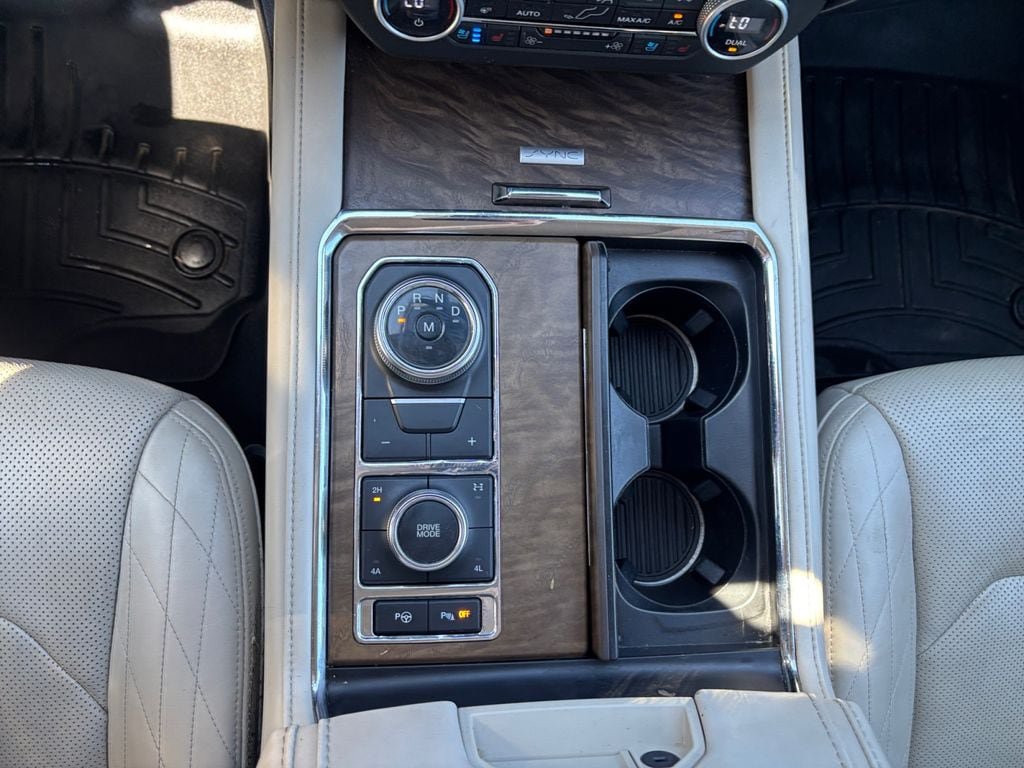 Used 2018 Ford Expedition Max Platinum AWD/4WD image 28