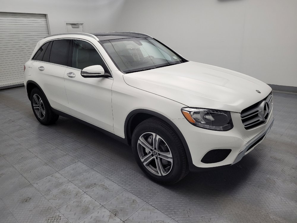 Used 2019 Mercedes-Benz GLC 300 4MATIC w/ Premium Package image 11