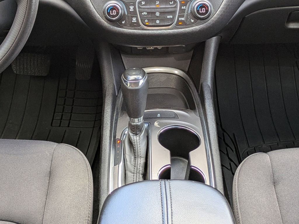 Used 2020 Chevrolet Malibu LT image 18