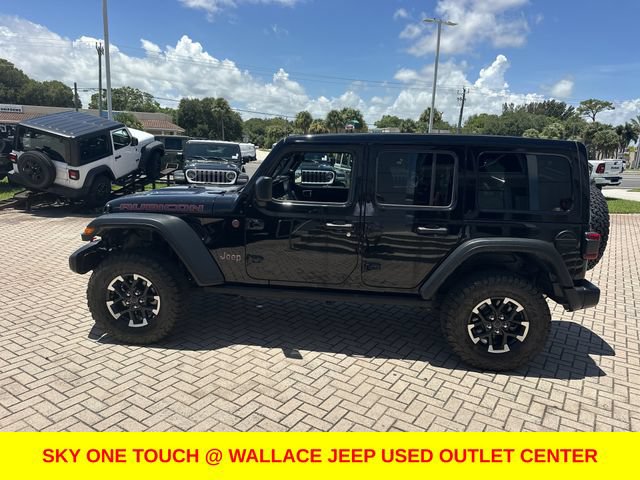 Used 2026 Jeep Wrangler Unlimited Rubicon AWD/4WD image 9