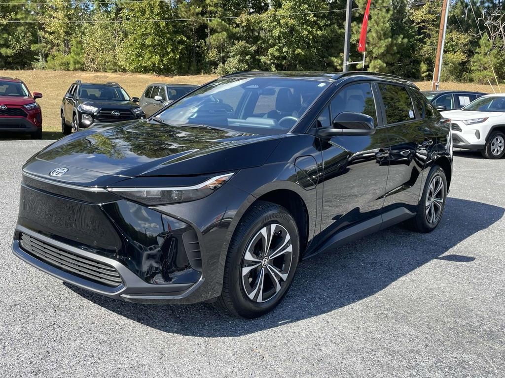 Used 2024 Toyota bZ4X XLE image 5