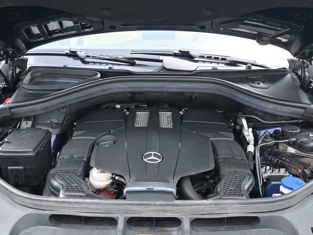 Used 2017 Mercedes-Benz GLS 450 4MATIC image 12