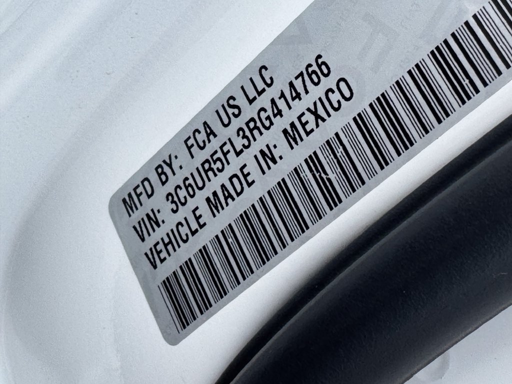 Used 2024 RAM 2500 Laramie w/ Safety Group AWD/4WD image 39