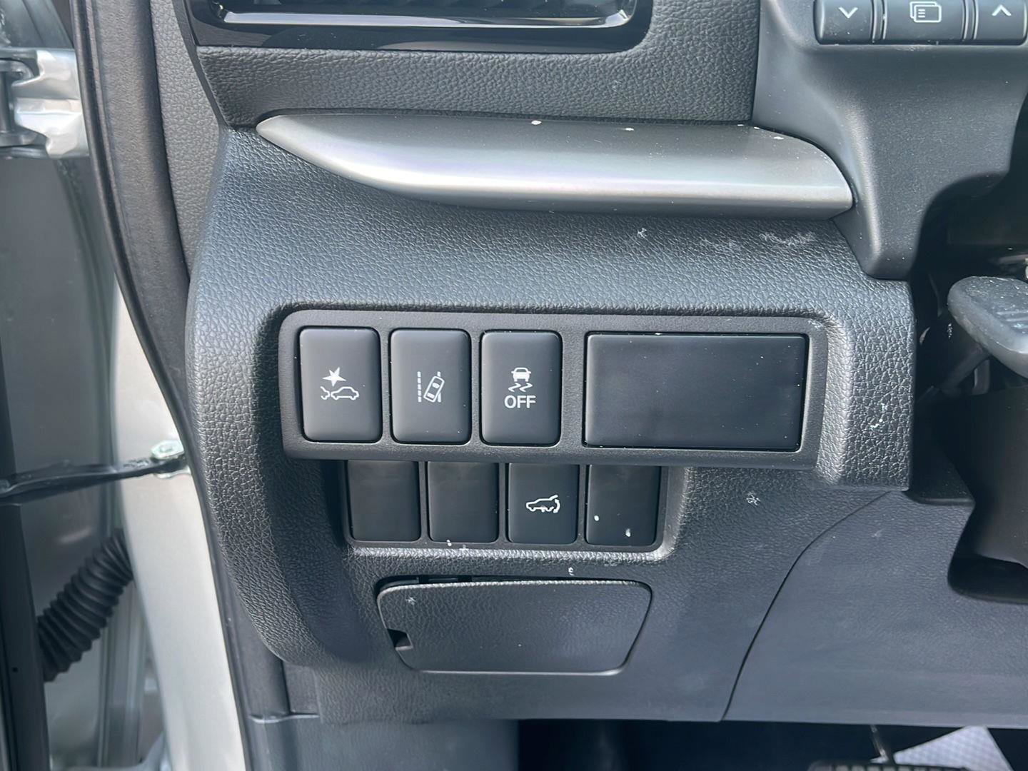 Used 2025 Mitsubishi Eclipse Cross SE image 12