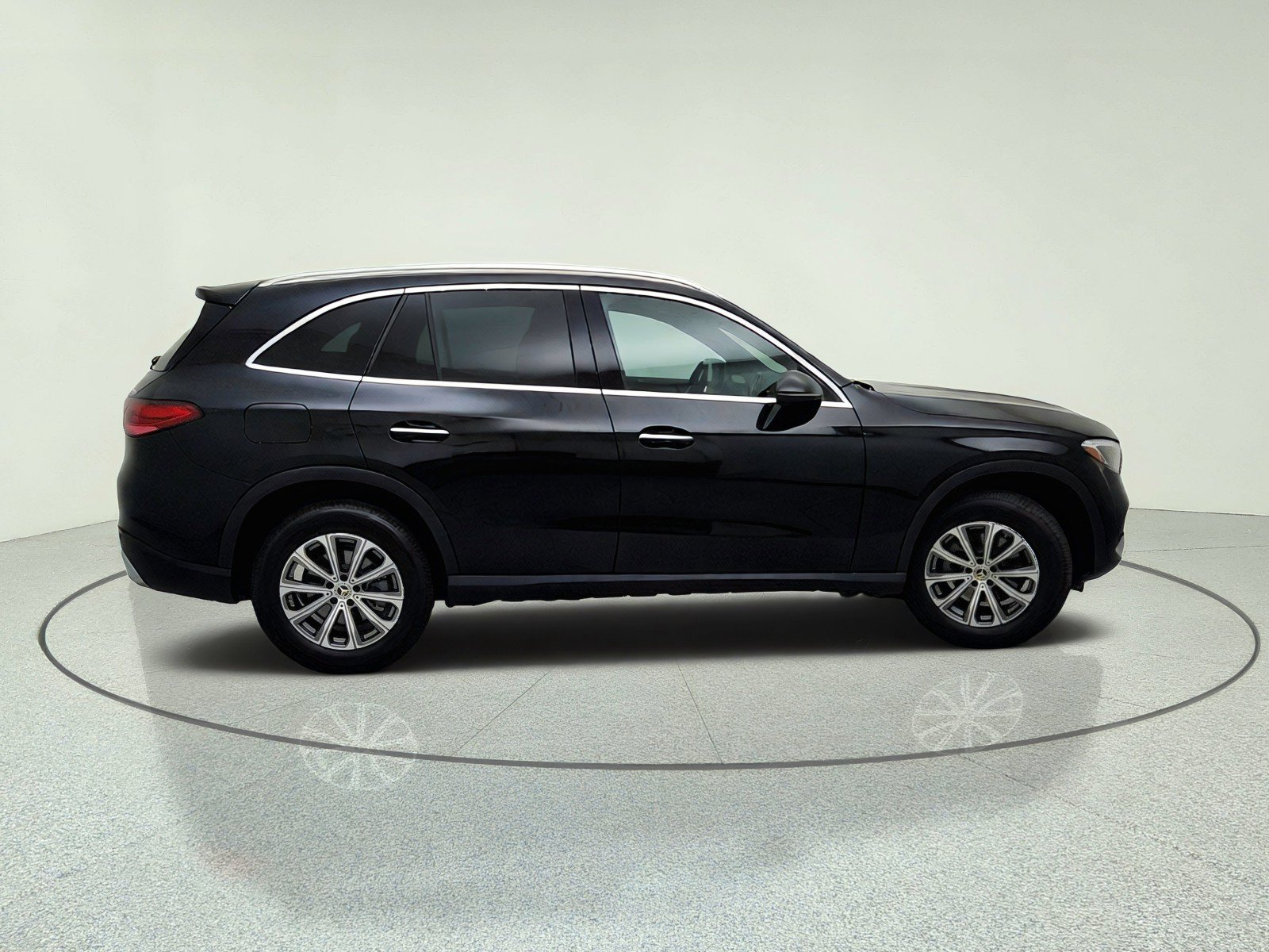 Certified 2026 Mercedes-Benz GLC 300 4MATIC image 7