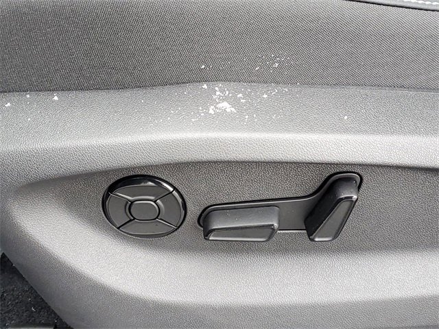 New 2026 Volkswagen Tiguan SE image 22